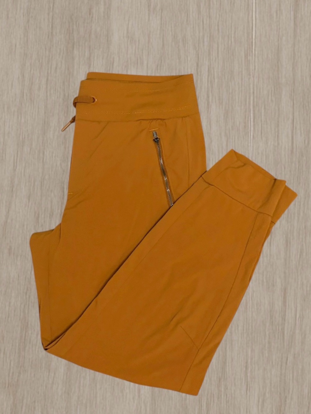 Athleta Trekkie North Joggers | Mustard Gold | Sz 8